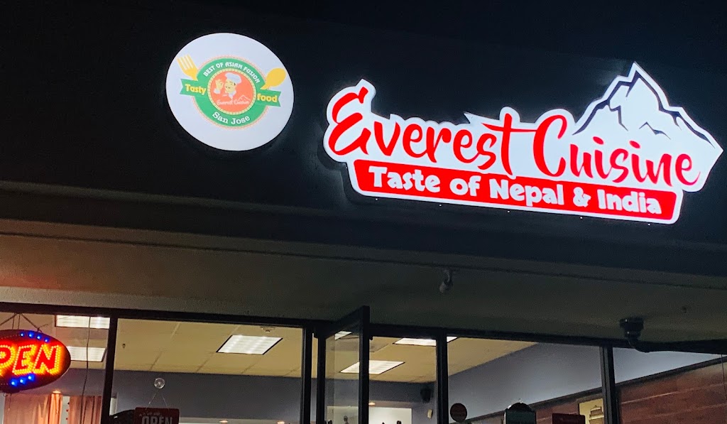 Image of Everest Cuisine-Mountain View