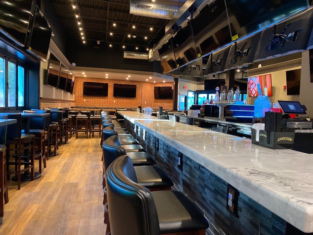 Image of Quincy's Potomac Bar & Grille