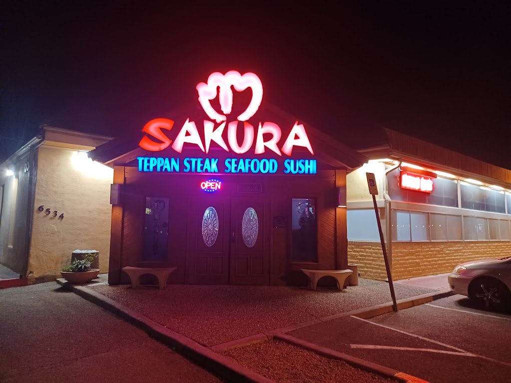 Image of Sakura Teppan Steak & Sushi