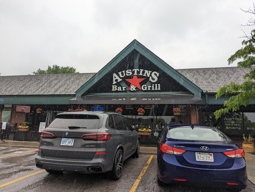 Image of Austins Bar & Grill | South Olathe